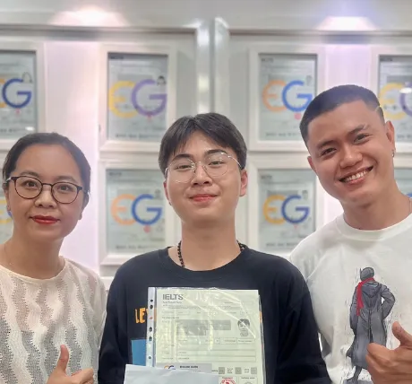 Trần Hoàng Phúc đạt IELTS 8.0